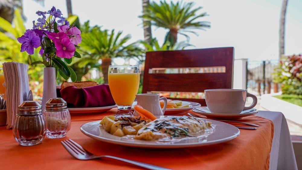 Tropicana Hotel Puerto Vallarta Eksteriør billede
