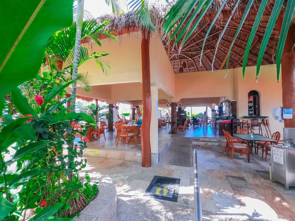 Tropicana Hotel Puerto Vallarta Eksteriør billede