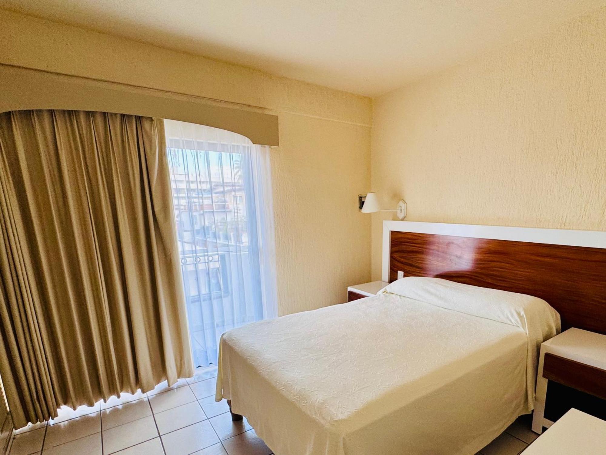 Tropicana Hotel Puerto Vallarta Eksteriør billede