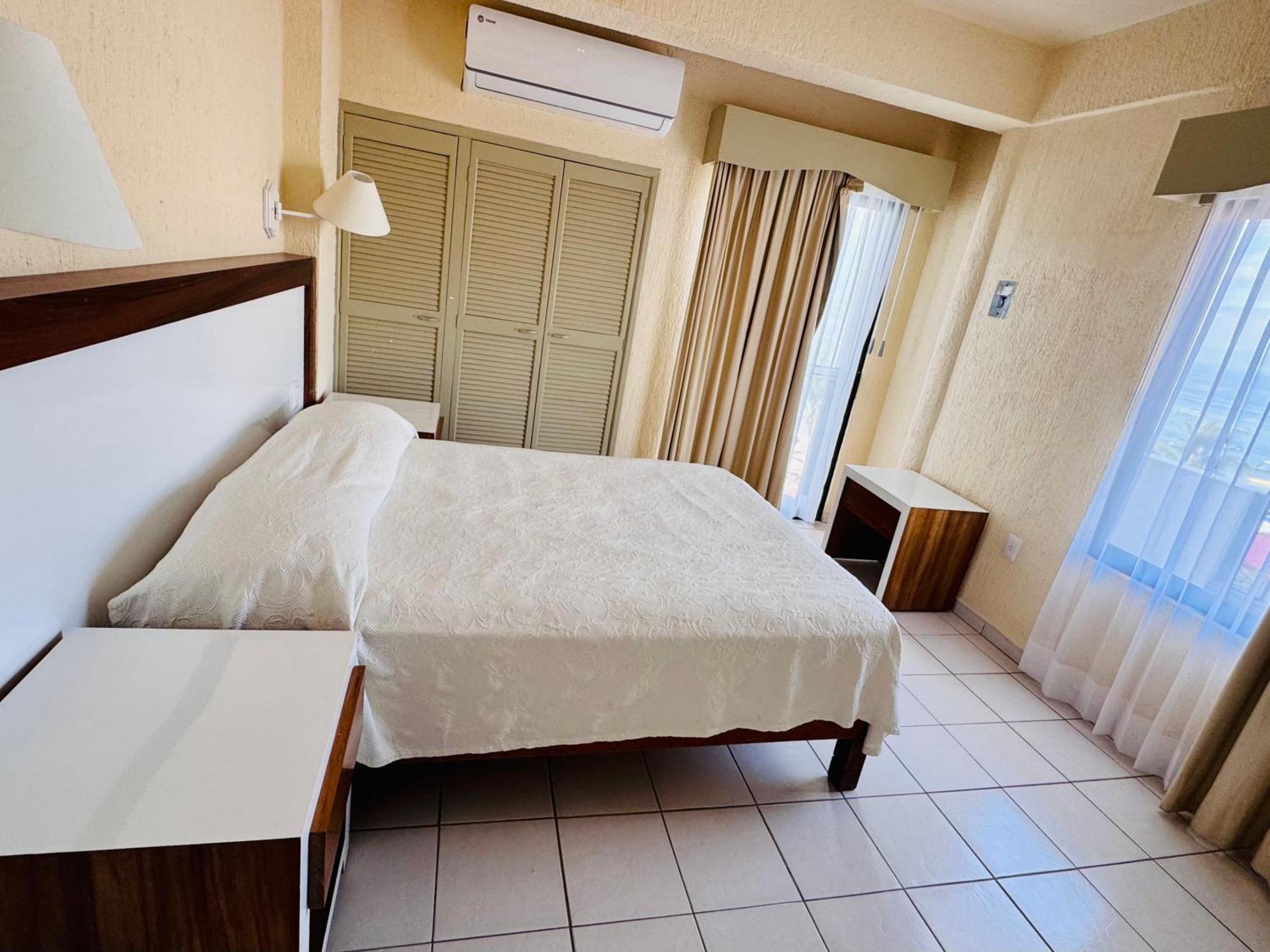 Tropicana Hotel Puerto Vallarta Eksteriør billede